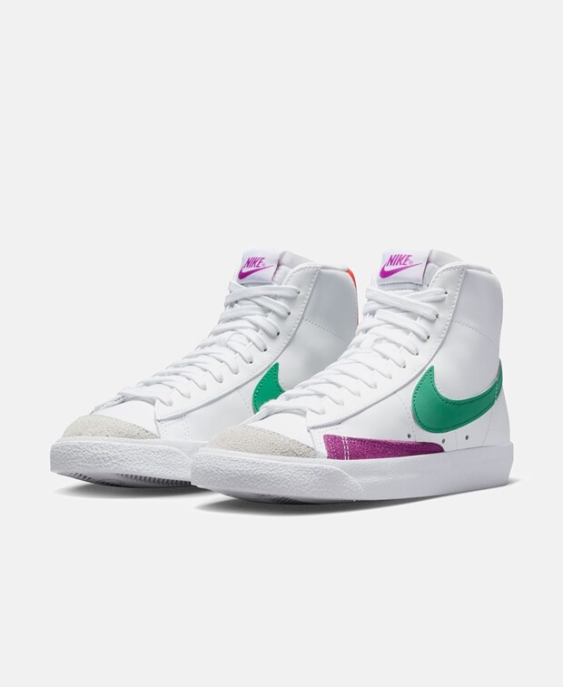 

Кроссовки Nike, белый