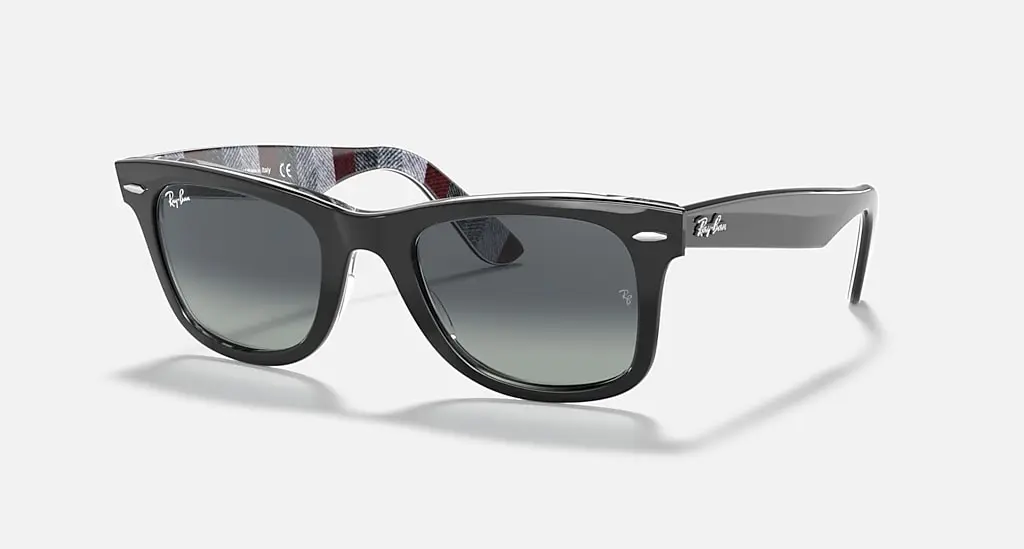 

Солнцезащитные очки Ray-Ban ORIGINAL WAYFARER COLOR MIX, светло-серый градиент
