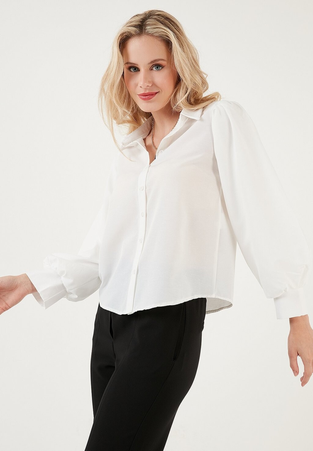 

Блузка-рубашка REGULAR FIT LELA, цвет white