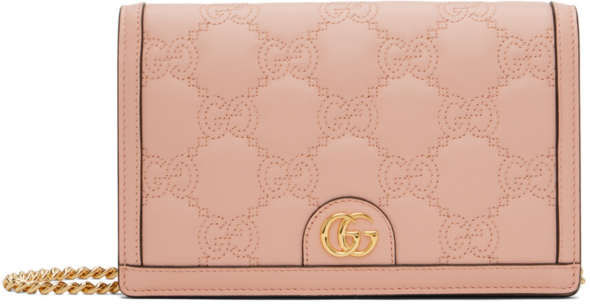 

Розовая идеальная сумка на цепочке Matelasse с узором GG Gucci