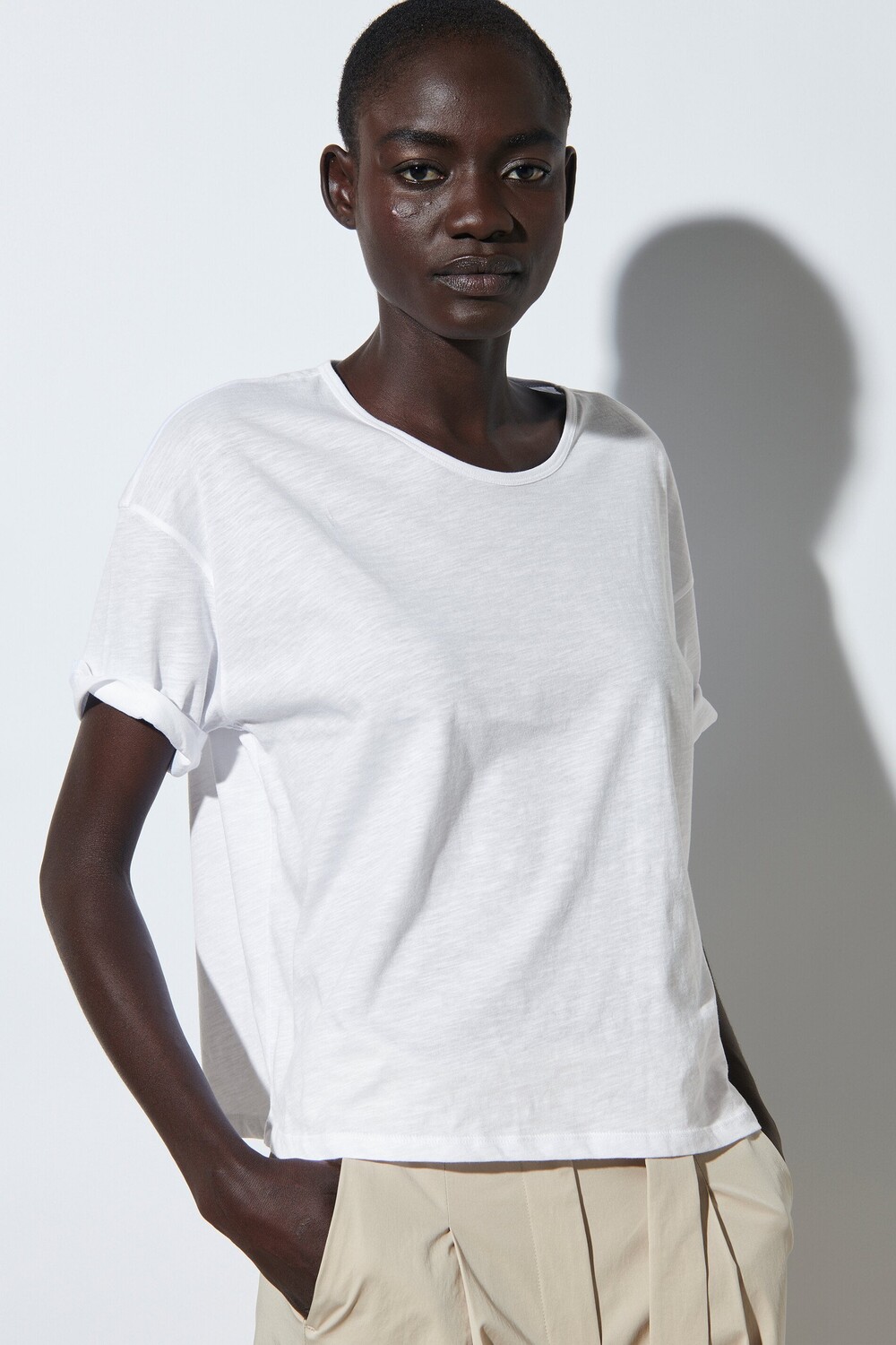 

Базовая футболка LUISA CERANO, цвет bleached white