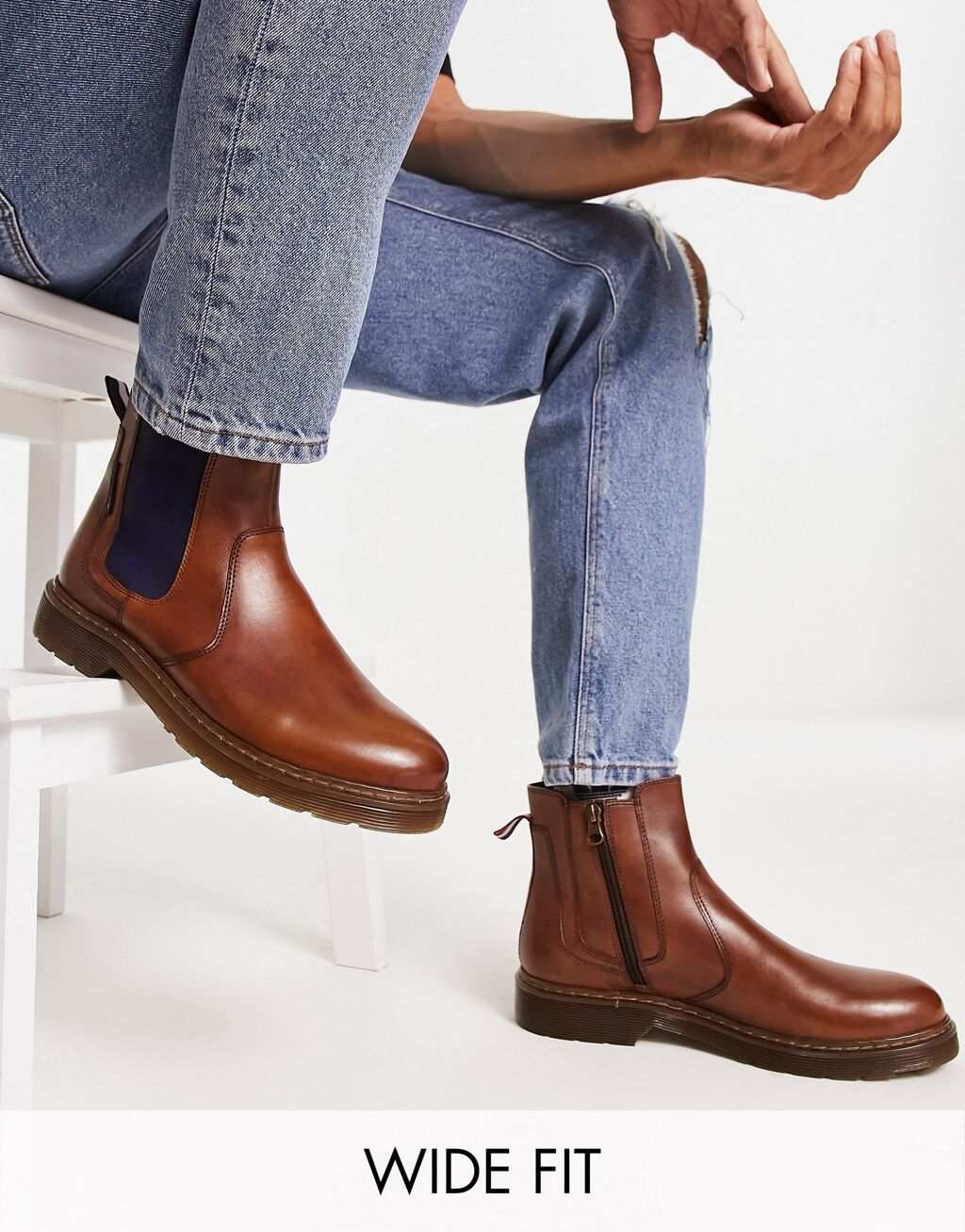 

Светло-коричневые кожаные массивные ботинки челси Ben Sherman Wide Fit