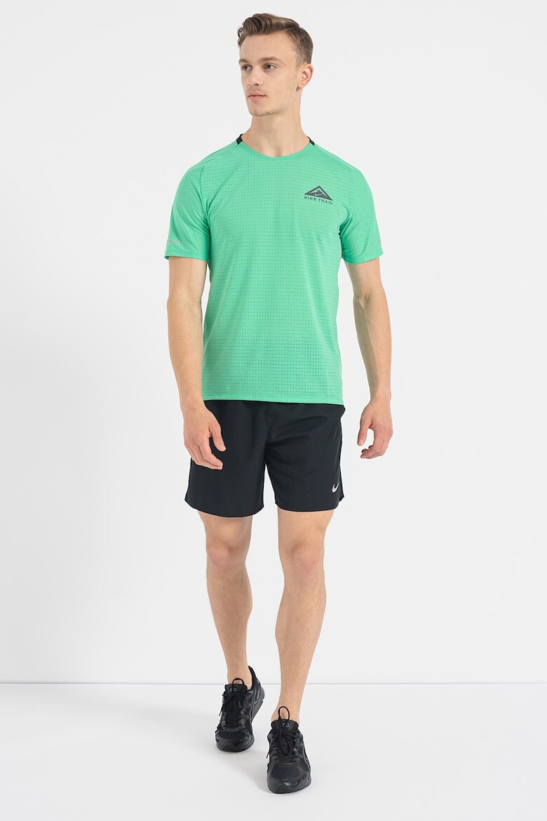 

Рубашка для бега Dri-Fit Nike, зеленый