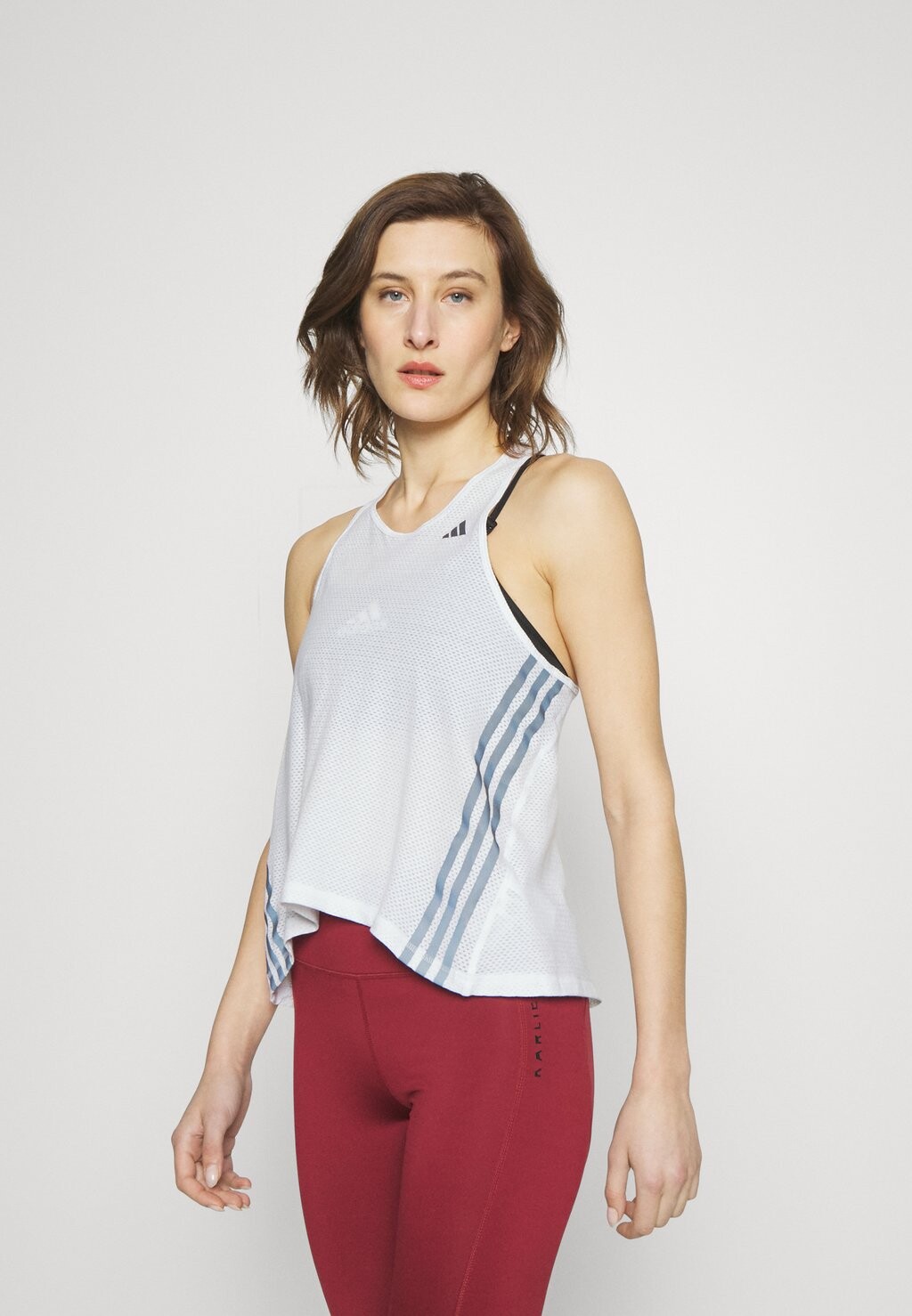 

Топ Adidas, белый