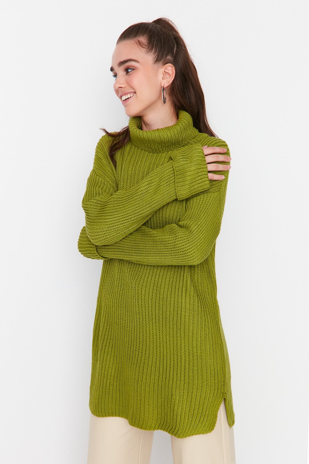 

Зеленый вязаный свитер с высоким воротником Trendyol Modest