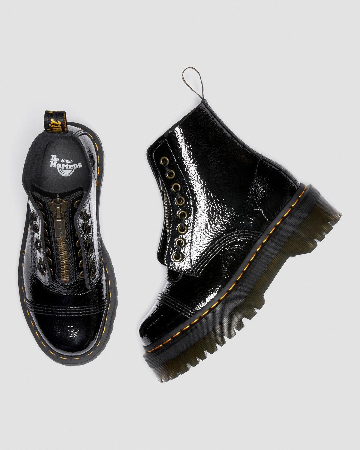 

Сапоги Sinclair на платформе из лакированной кожи с потертостями Dr. Martens