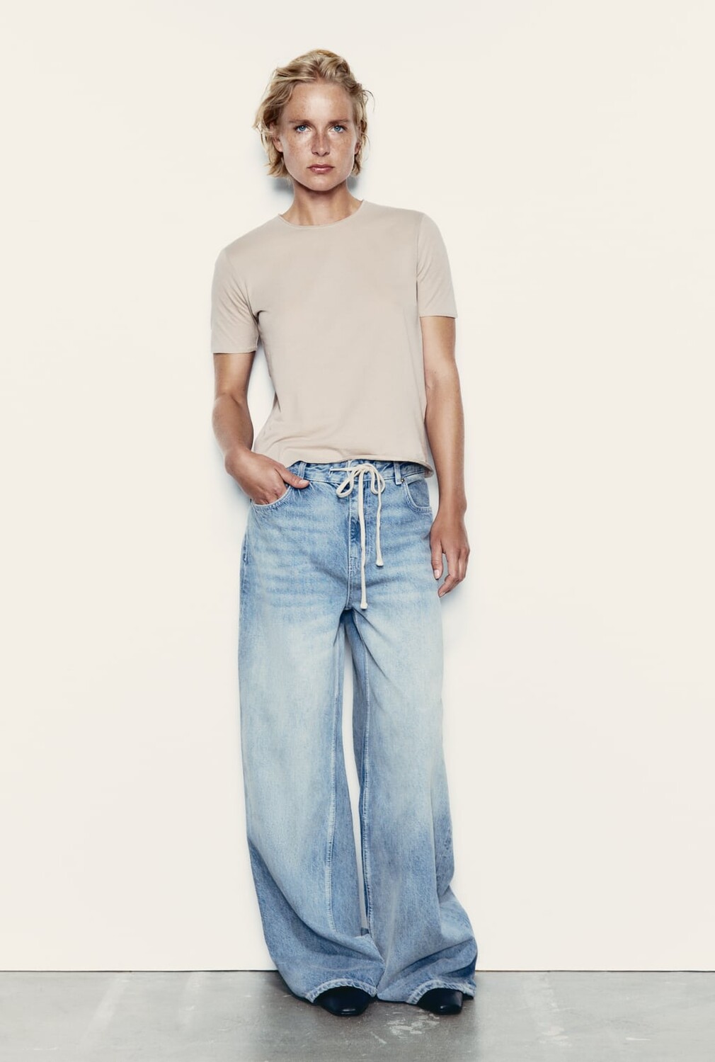 

Супимахлопковая футболка ZARA