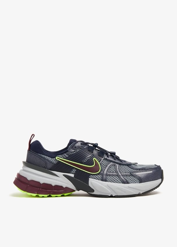 

Кроссовки Nike V2K Run, серый