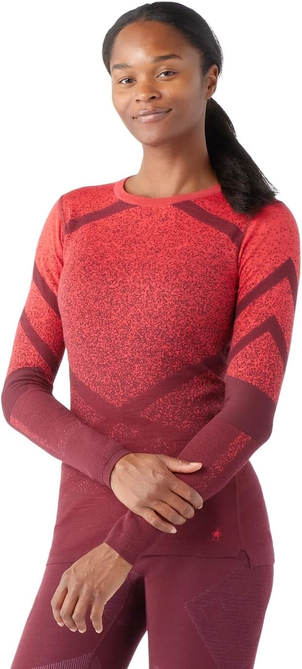 

Intraknit Merino 200 Pattern Crew Smartwool, цвет Black Cherry/Scarlet