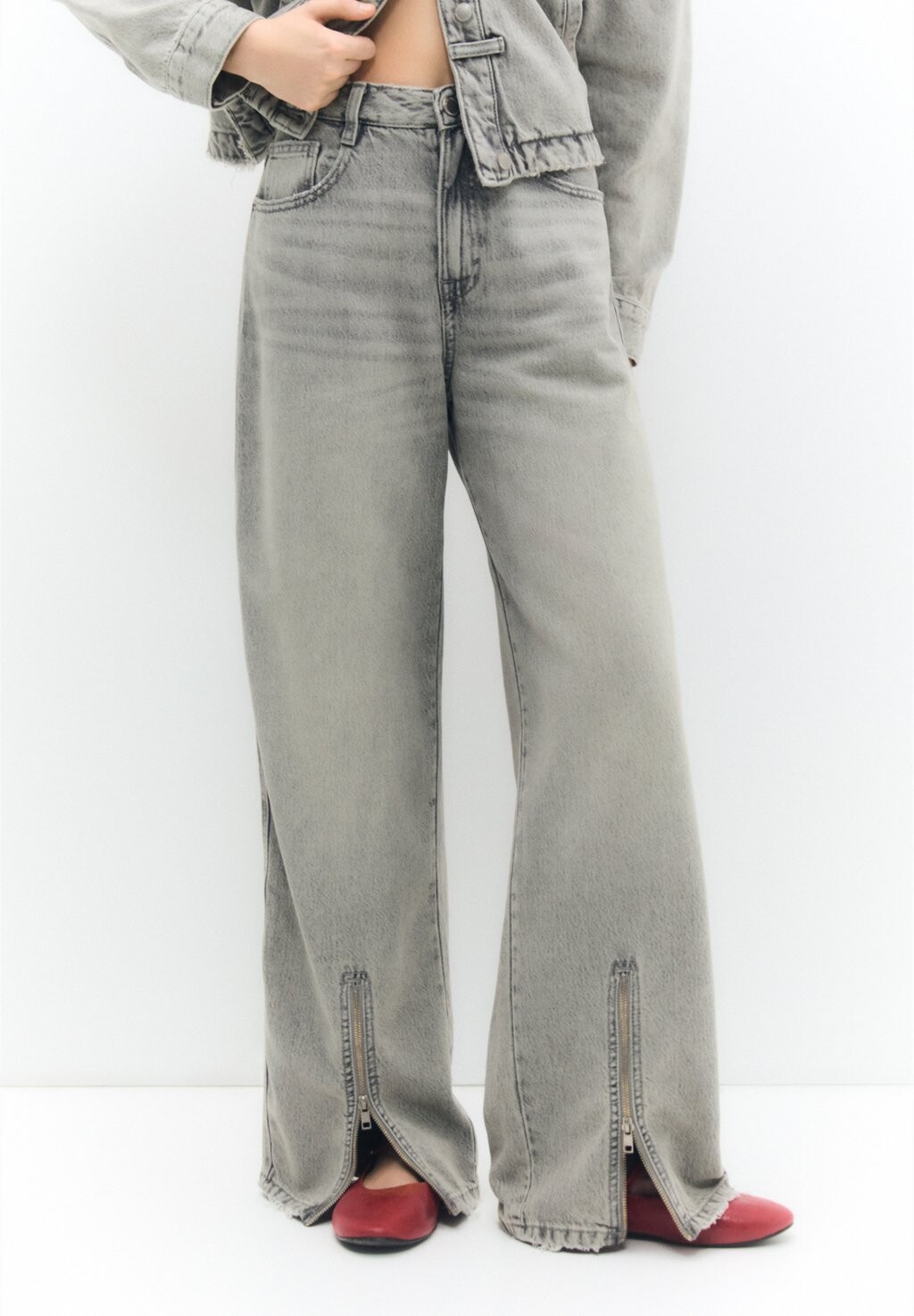 

Расклешенные джинсы PULL&BEAR, серый