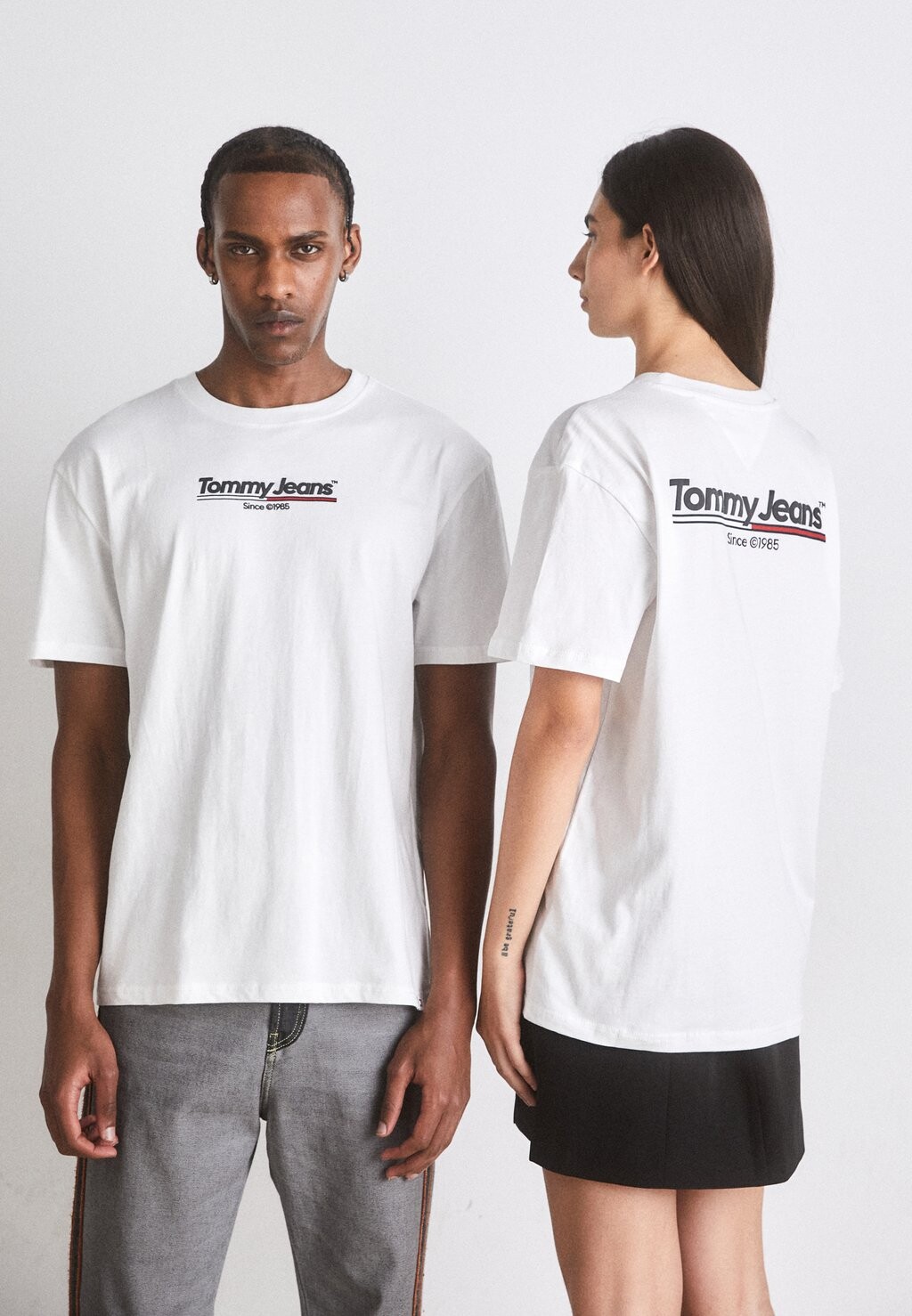

Футболка с принтом UNISEX Tommy Jeans, белый