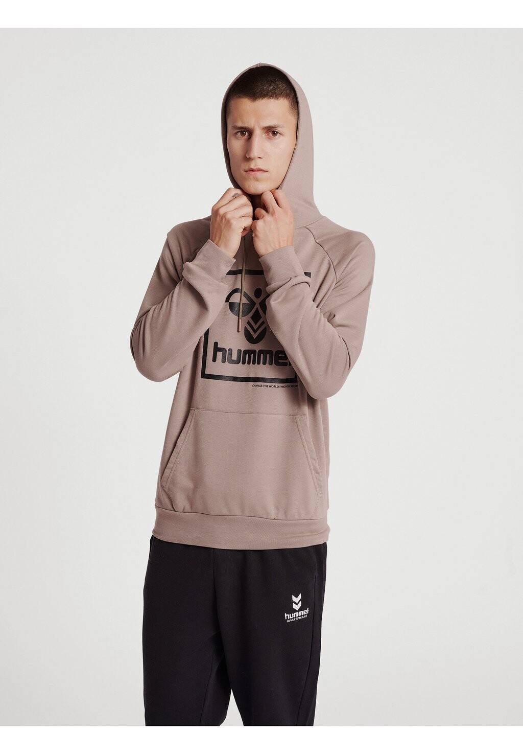 

Толстовка с капюшоном Hummel, темно коричневый