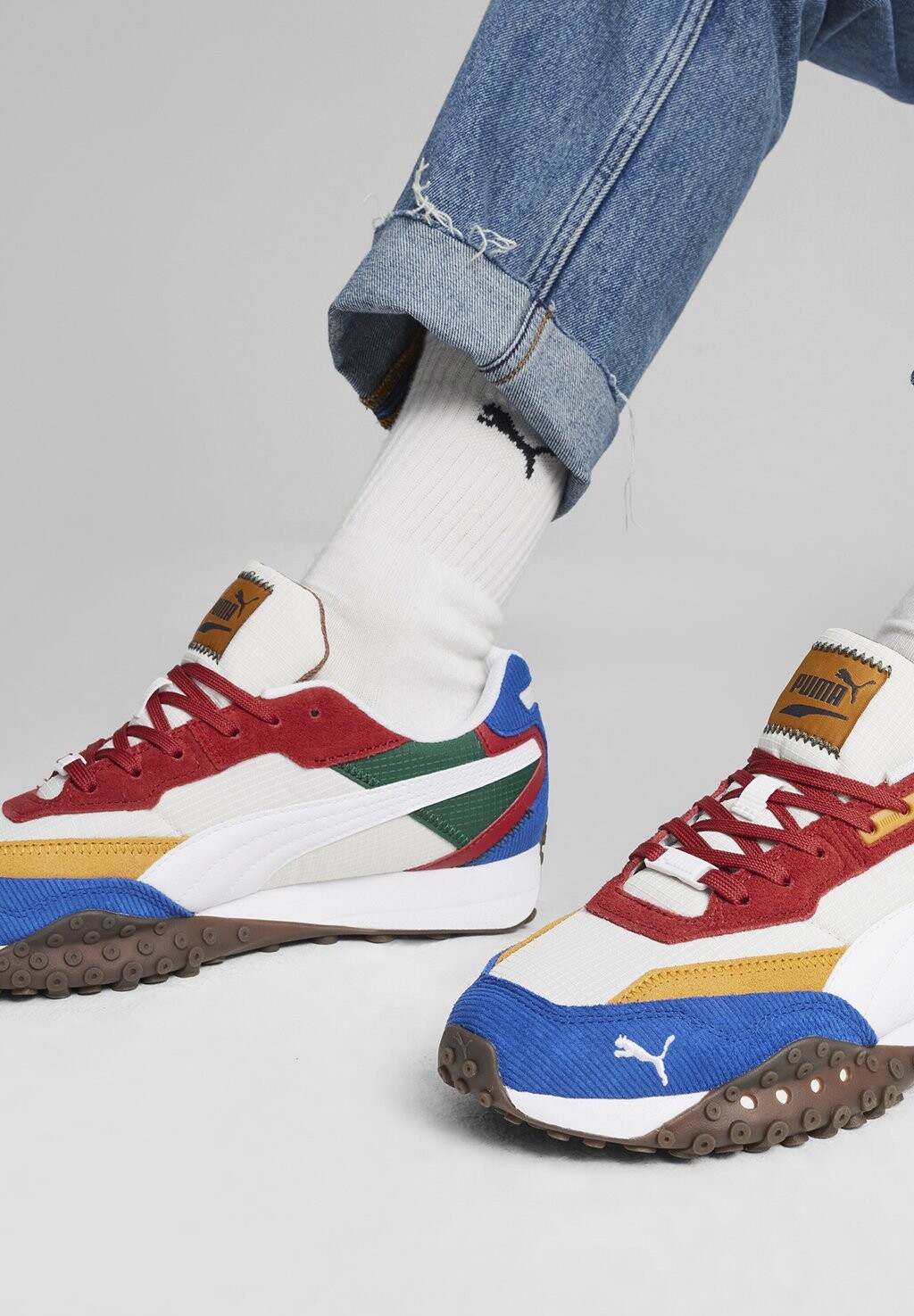 

Низкие кроссовки Blktop Rider Multicolor Puma, цвет white club red