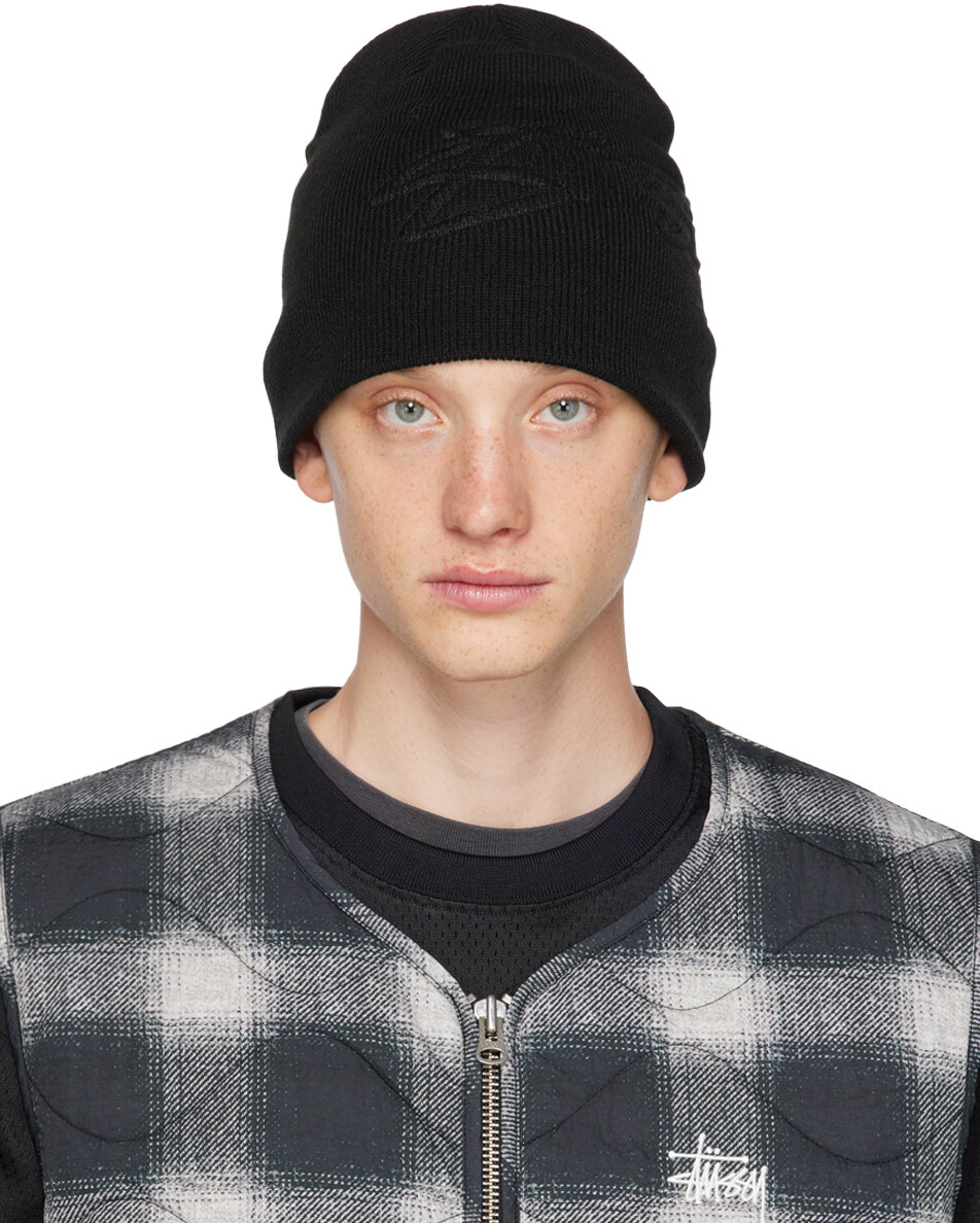 

Черная базовая шапка Stussy