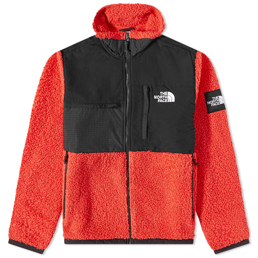 

Сезонная куртка Денали The North Face