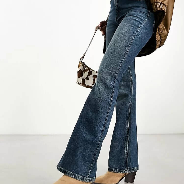 

Джинсы Asos Design Flared, темно-синий