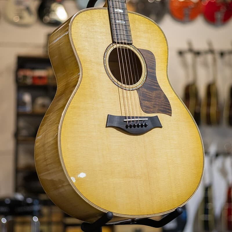 

Гитара Taylor 618e Grand Orchestra