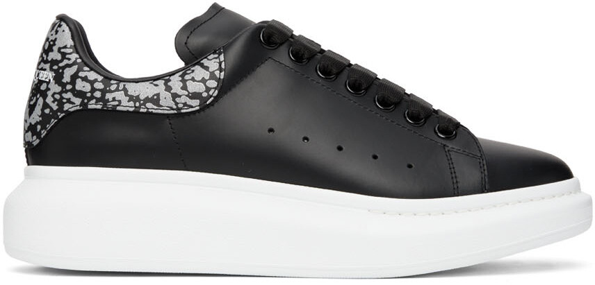 

Черные массивные кеды Alexander McQueen