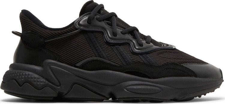 Ozweego adidas on sale triple black