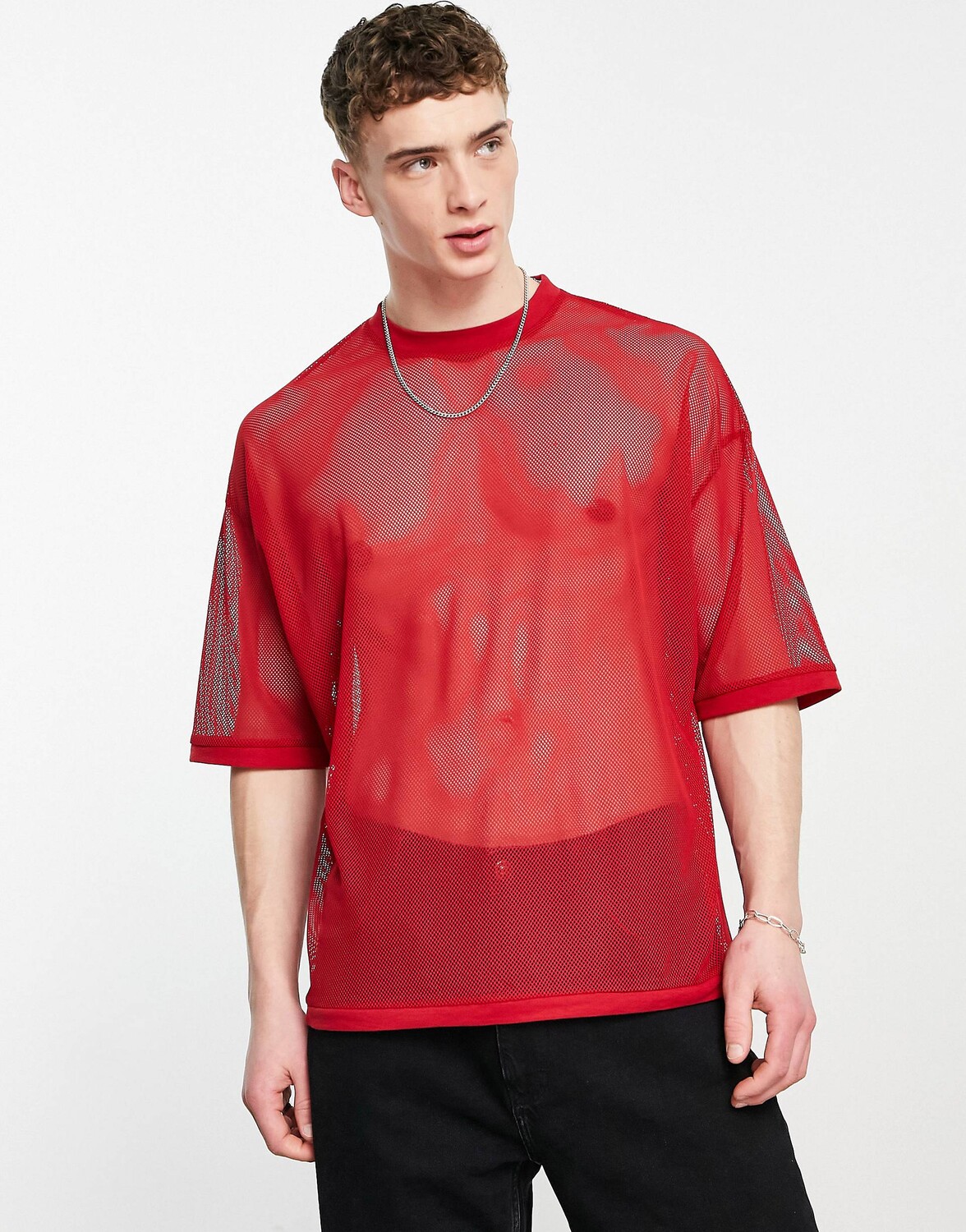 

Красная сетчатая футболка оверсайз ASOS DESIGN