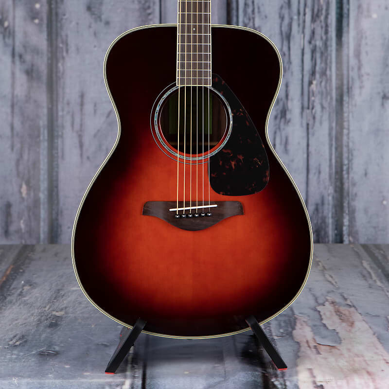 

Yamaha FS830 Concert, Табачно-коричневый Sunburst