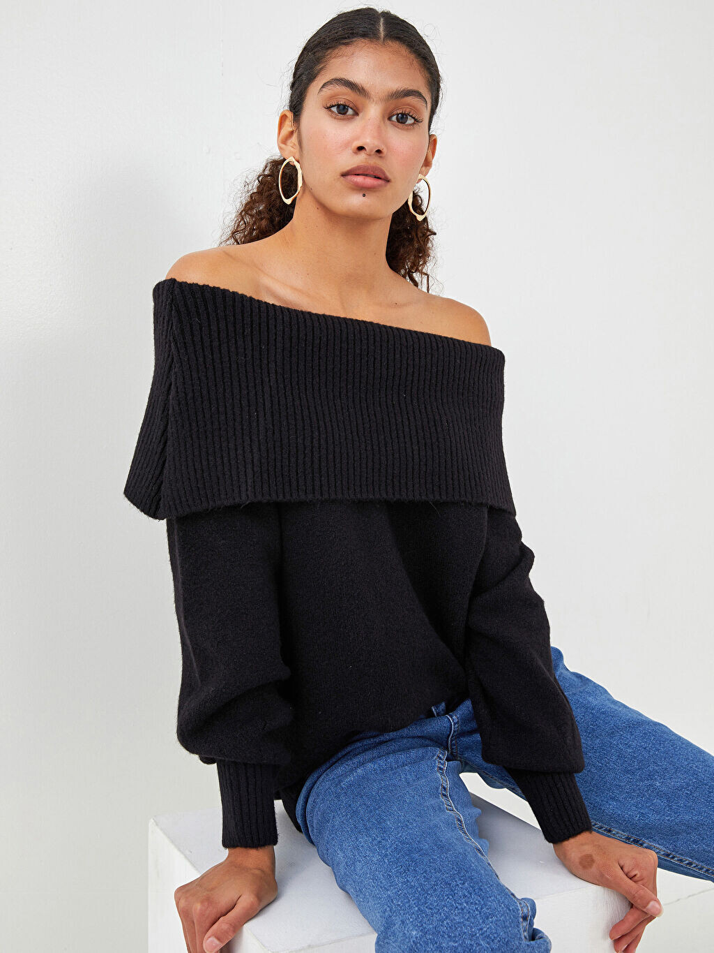 

Прямой женский трикотажный свитер с вырезом лодочкой и длинным рукавом LCW Vision