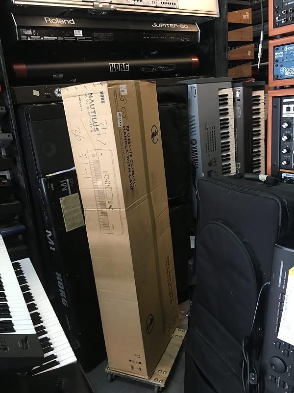 

Музыкальная рабочая станция Korg NAUTILUS Клавиатура 73 клавиши //ARMENS// Nautilus 73-Key Music Workstation