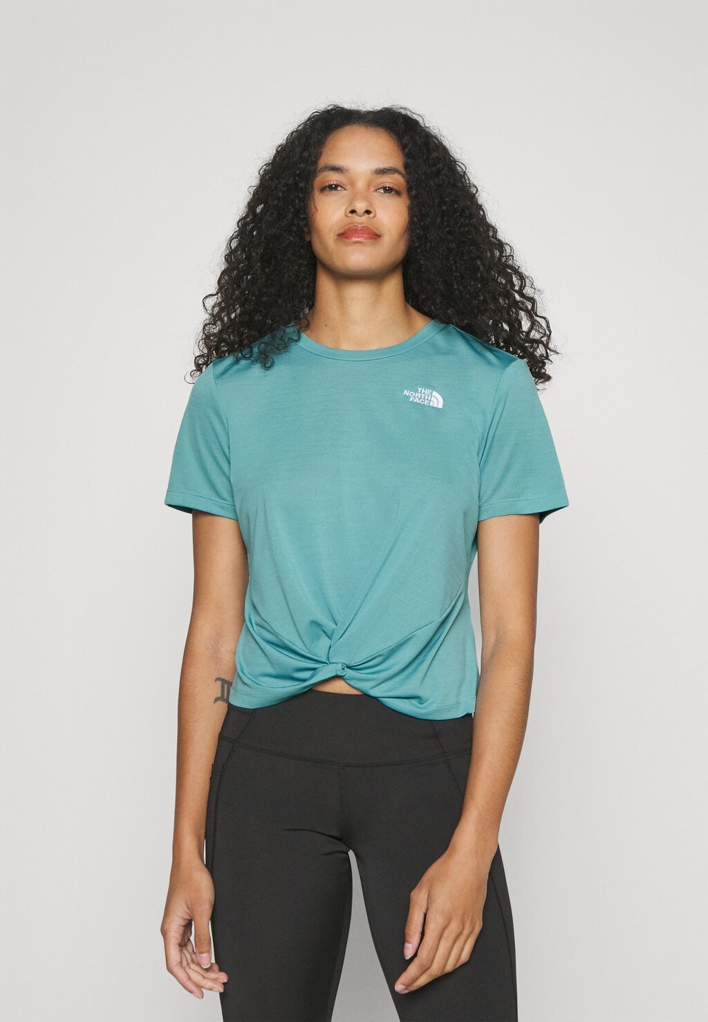 

Спортивная футболка The North Face
