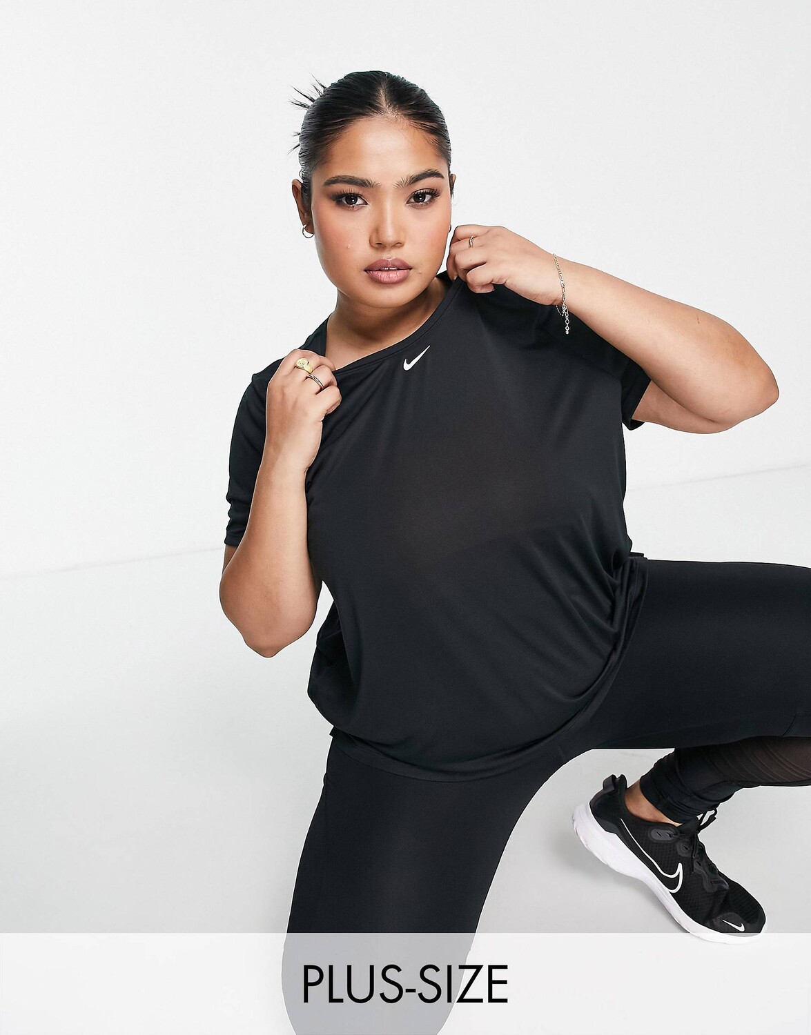 

Черная футболка Nike One Training Plus DRI-FIT Nike Training