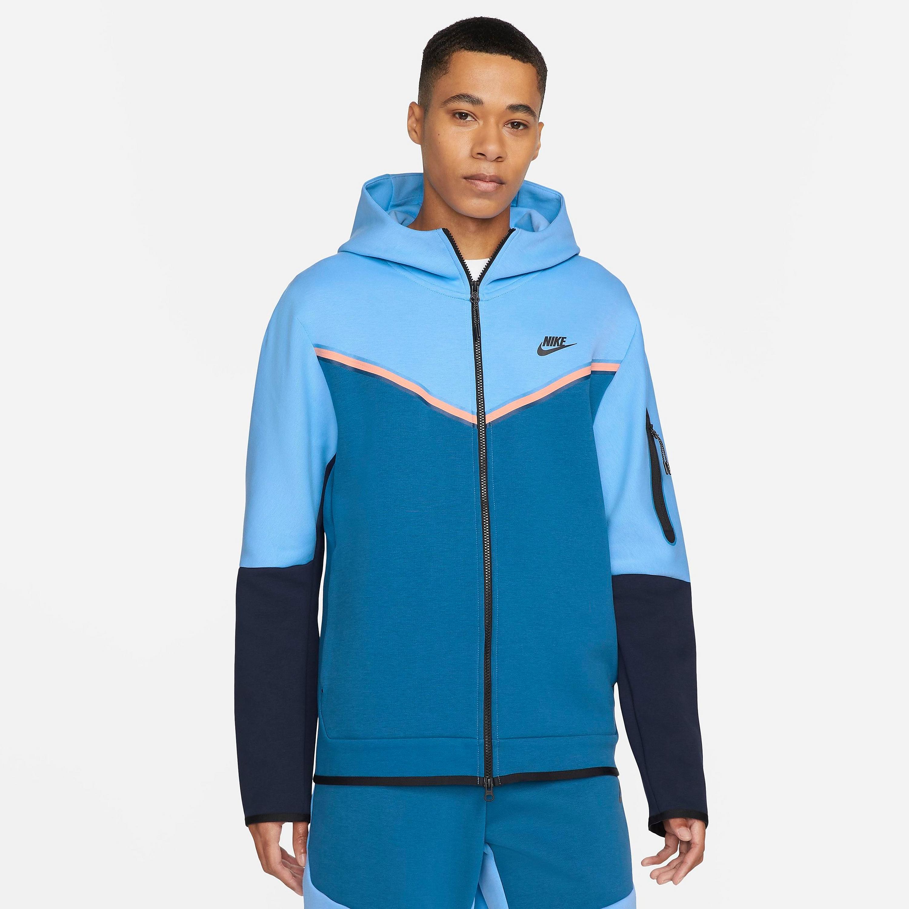 Мужская толстовка с капюшоном Nike Sportswear Tech Fleece с молнией во всю  длину, бежевый – купить с доставкой из-за рубежа через платформу  «CDEK.Shopping»