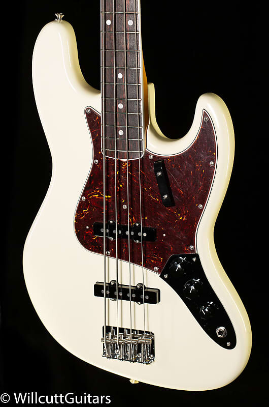 

Fender American Vintage II 1966 Jazz Bass Палисандр Накладка на гриф Olympic White (149) Fender American II Jazz Bass Rosewood Fingerboard (149)