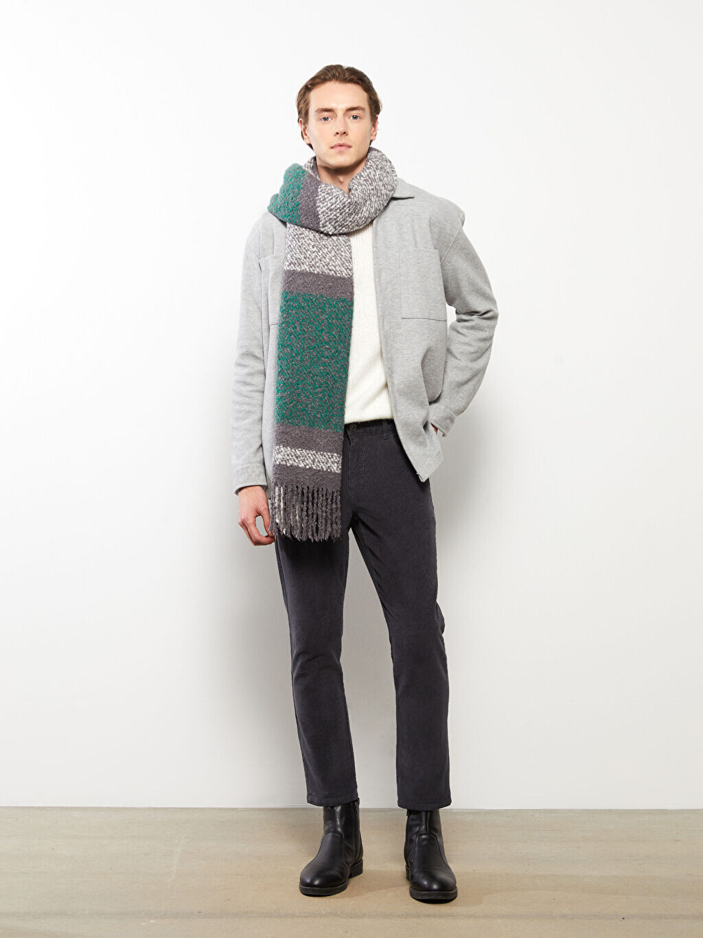 

Бархатные мужские брюки чинос Slim Fit LCWAIKIKI Classic, Серый