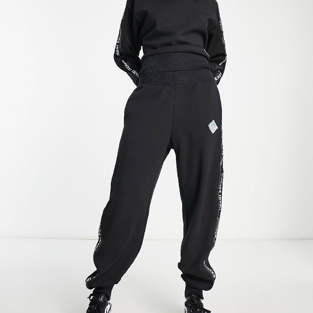 Спортивные брюки Armani Exchange Taped, черный – купить по выгодным ценам с доставкой из-за рубежа через сервис «CDEK.Shopping»