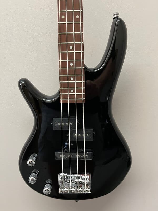 

Ibanez GSRM20L Mikro LEFTY Bass 2022 Черный