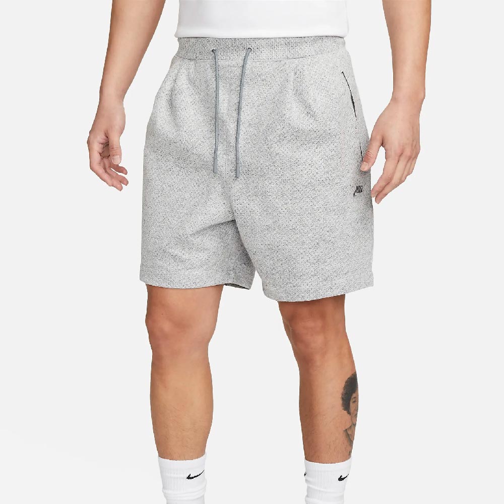 Шорты Nike Tech. Nike Tech Pack Essential shorts. Шорты на резинке мужские. Мужские шорты Techwear.