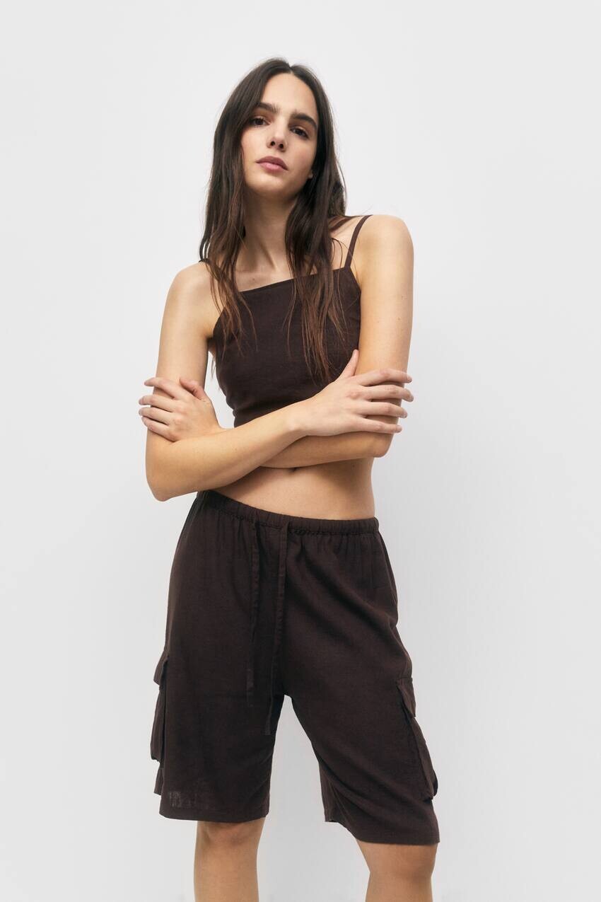

Шорты-бермуды карго Pull&Bear, коричневый