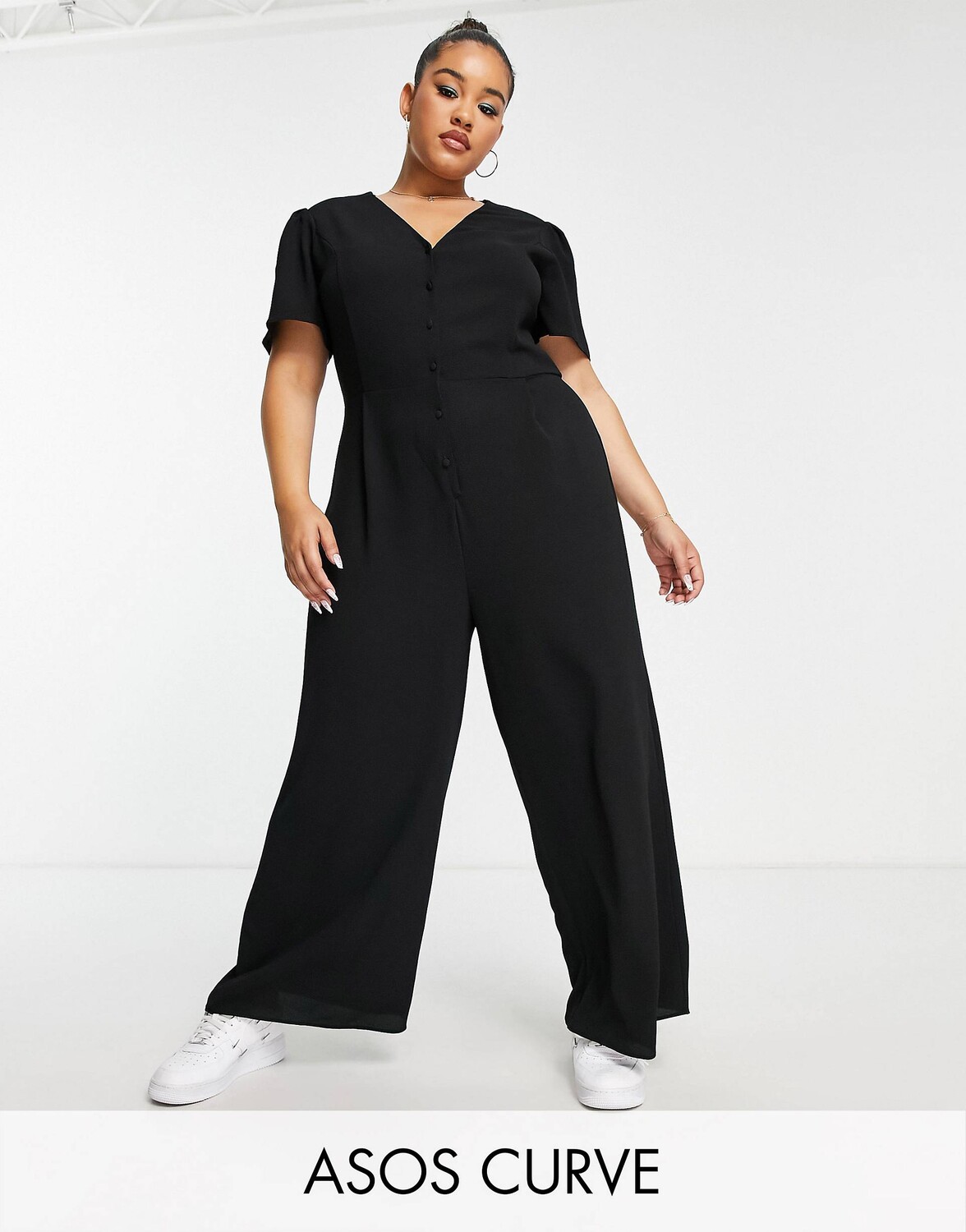 

Черный комбинезон-кюлот с короткими рукавами ASOS DESIGN Curve