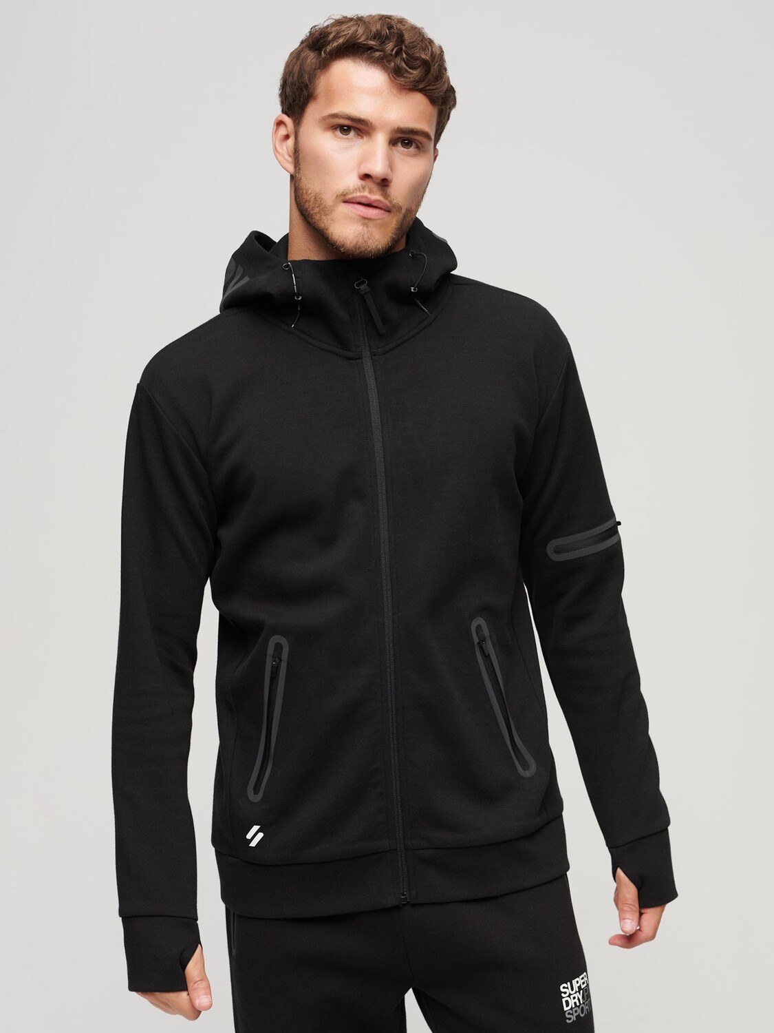 

Толстовка Gymtech на молнии Superdry, черный