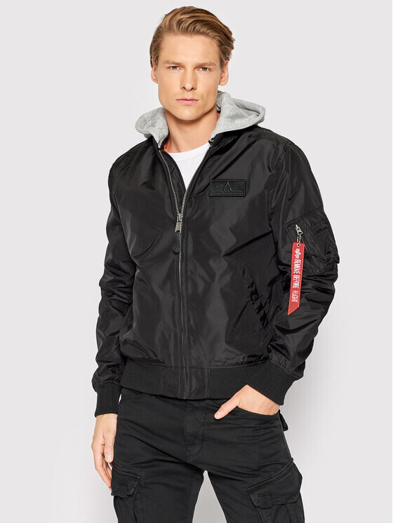 

Бомбер стандартного кроя Alpha Industries, черный