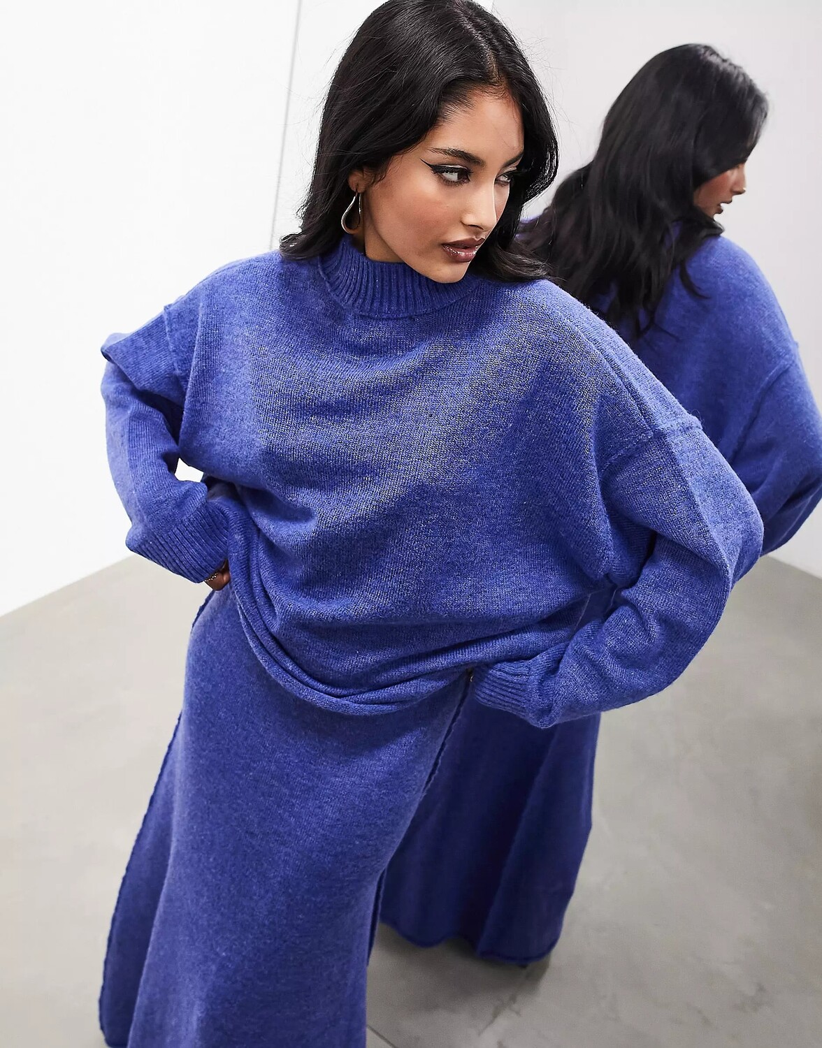 

Свитер Asos Edition Oversized Knit, синий