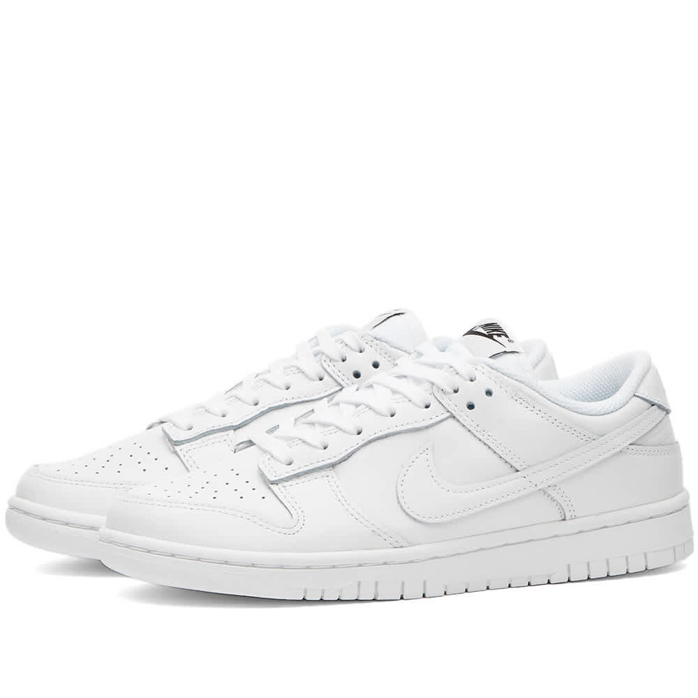 

Кроссовки Nike Dunk Low W, белый