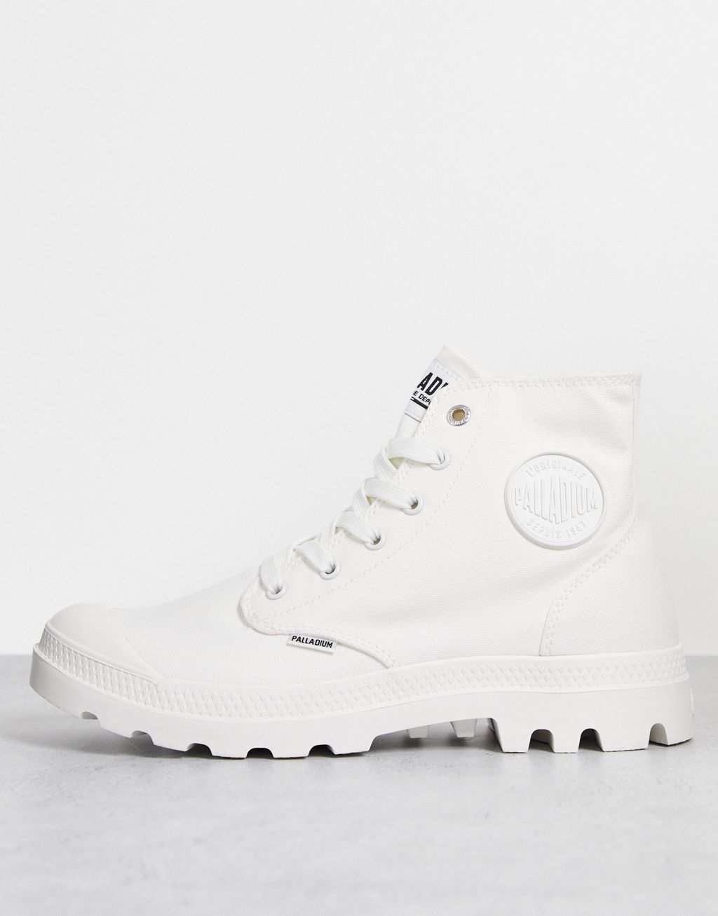 

Белые однотонные ботинки Palladium Classic Pampa