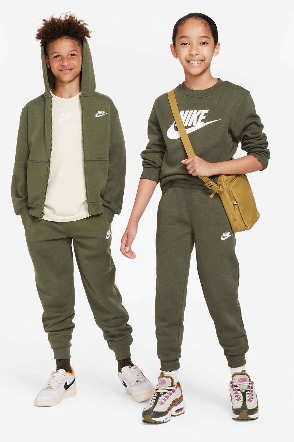 

Клубные флисовые спортивные штаны Nike, зеленый