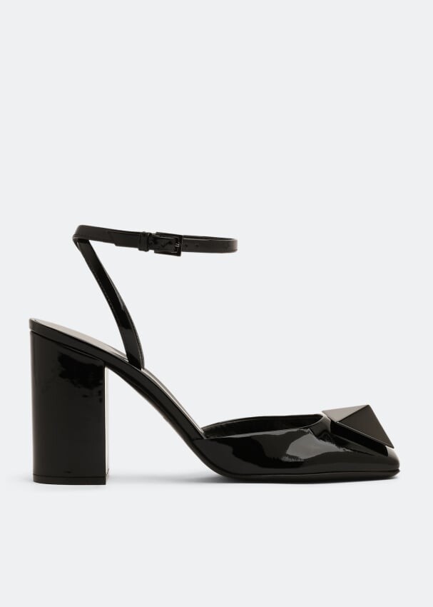 

Туфли VALENTINO GARAVANI One Stud pumps, черный