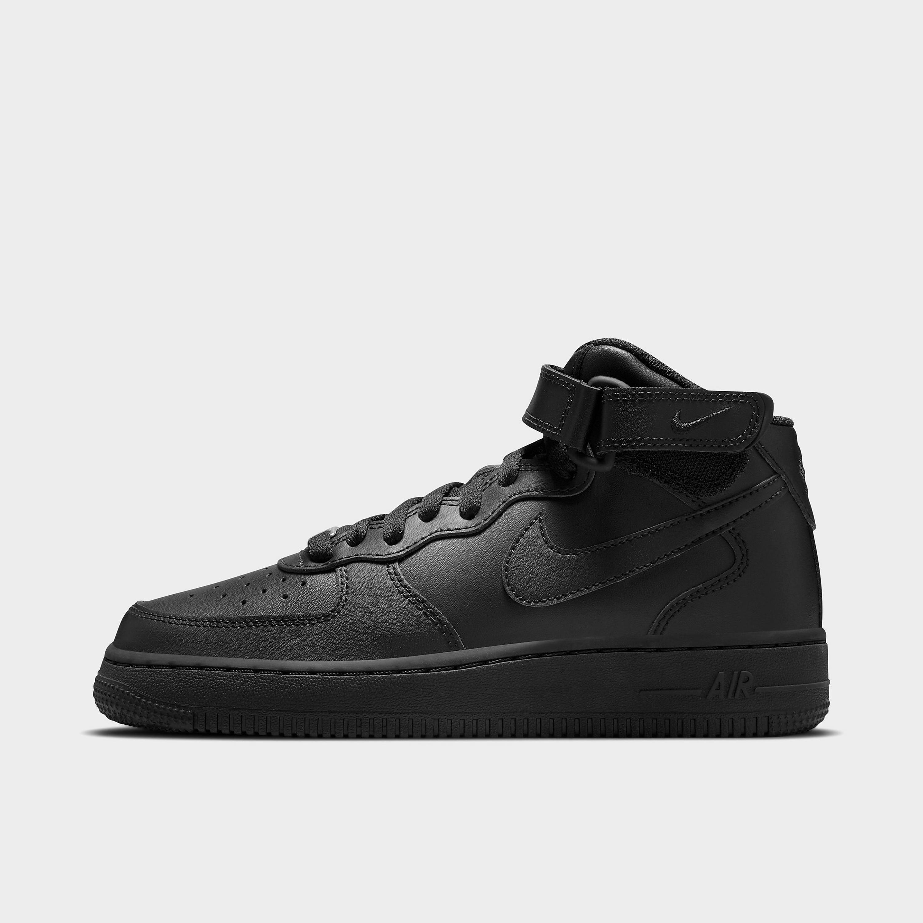 Найк форсы мид. Nike Air Force 1 Mid Black. Nike Air Force 1 Mid черные. Nike Air Force 1 Mid. Nike Air Force 1 07.