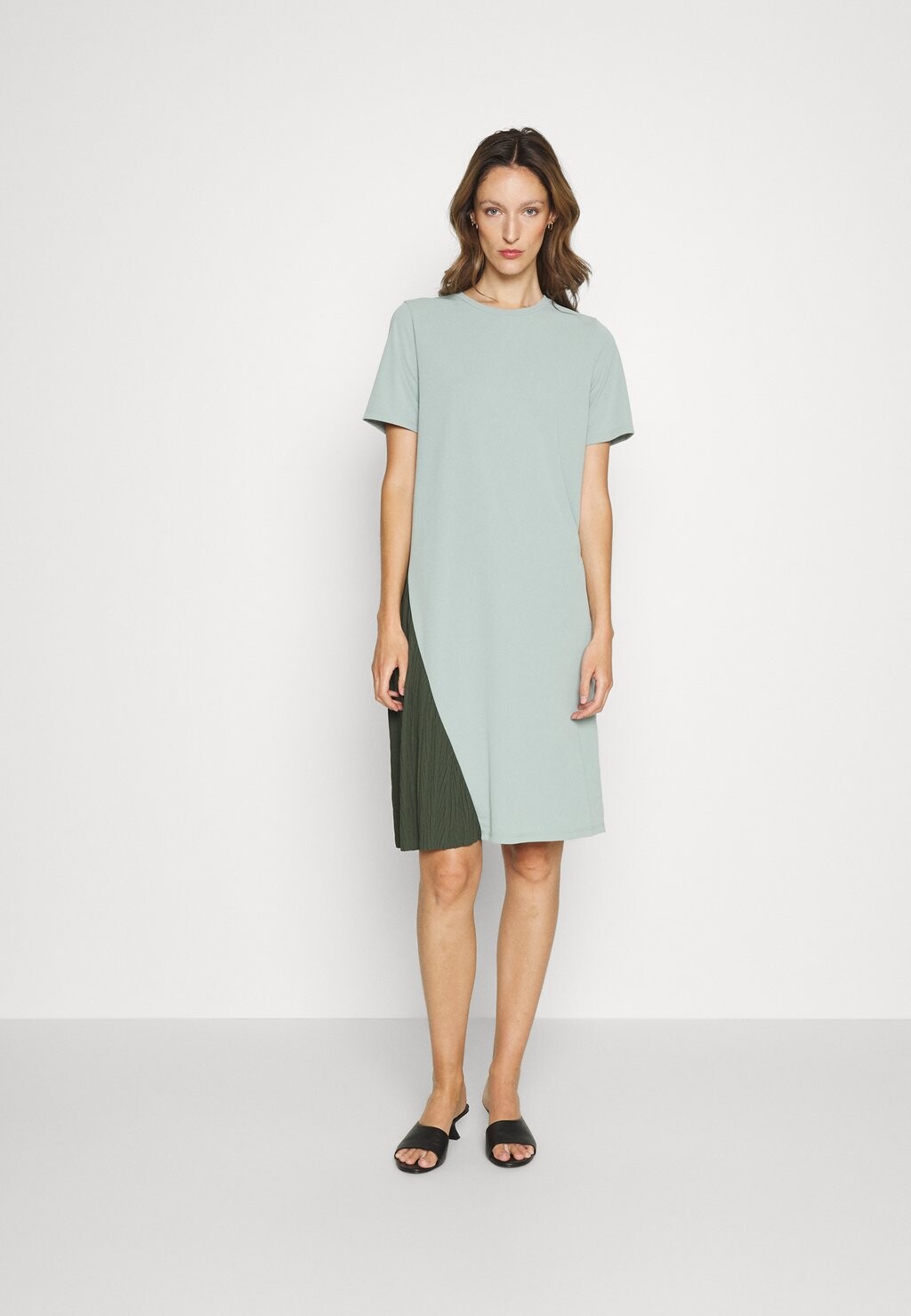 

Платье из джерси Max Mara Leisure