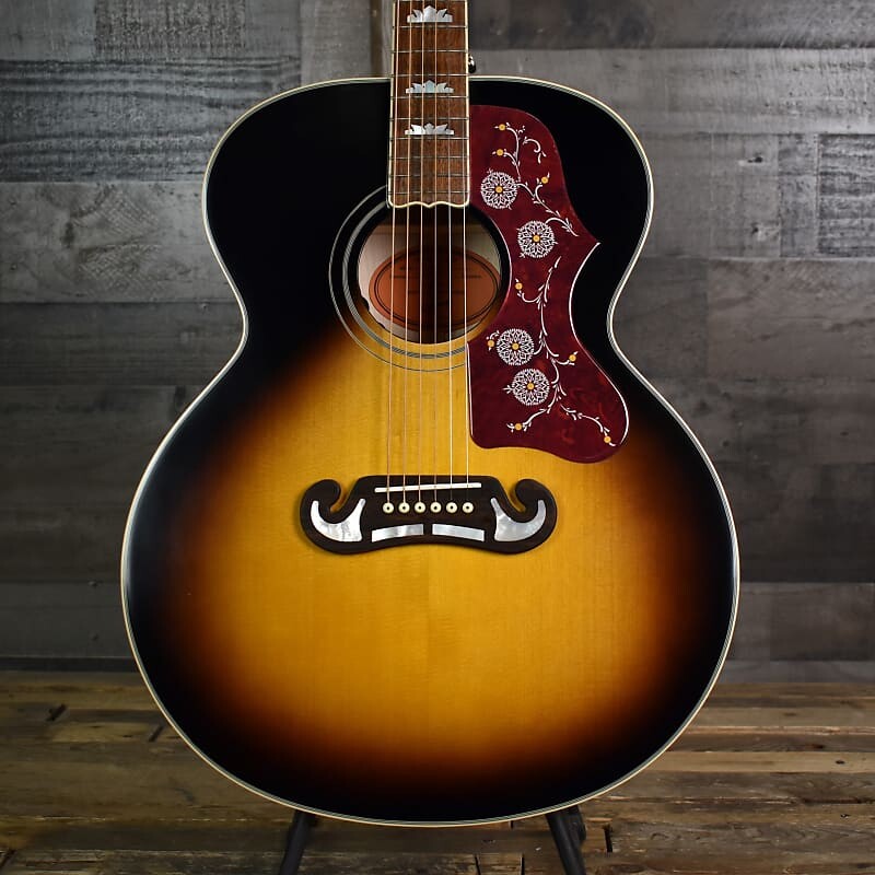 

Epiphone J-200 - Состаренный винтажный блеск солнечных лучей Gibson Gibson J-200 Aged Vintage Sunburst Gloss