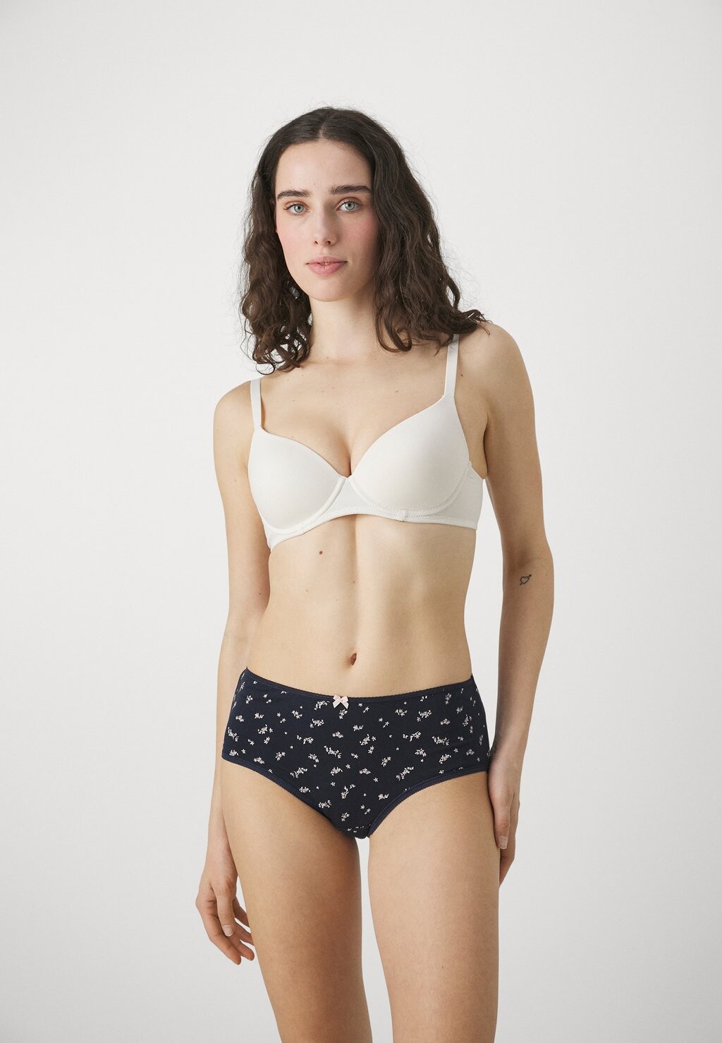 

Трусы Marks & Spencer, розовый