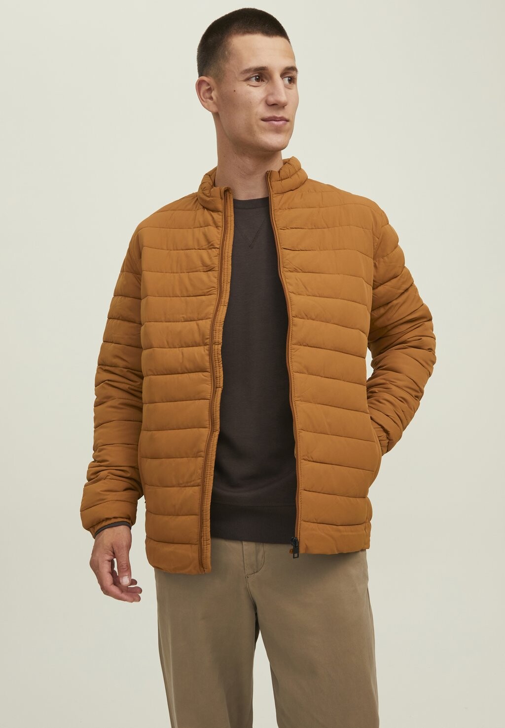 

Куртка межсезонная JJERECYCLE PUFFER COLLAR Jack & Jones, резина