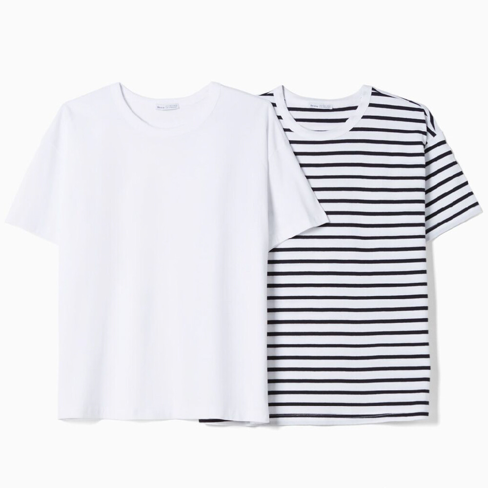 

Комплект футболок Bershka Short Sleeve Oversize, 2 предмета, черный/белый